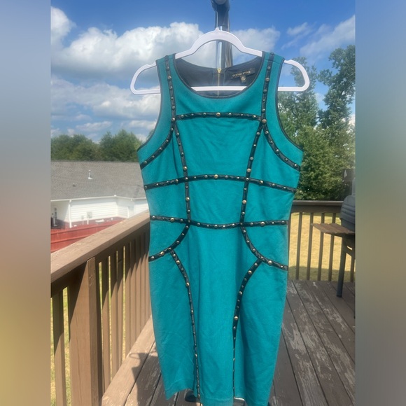 Cynthia Steffens sleeveless short dress with embellishments blue green black 8 - Picture 3 of 4